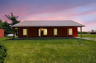 1674 Brock Rd NE, Bloomingburg, OH 43106