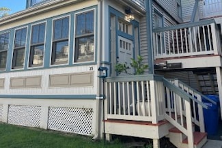 35 Mann Ave Unit 1, Newport, RI 02840