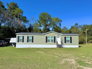 292 Robin Ln, Moultrie, GA 31788
