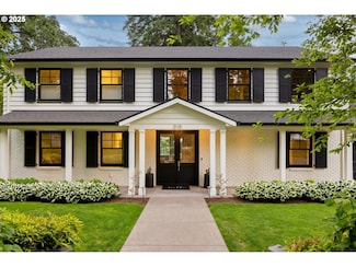 2110 Summit Dr, Lake Oswego, OR 97034