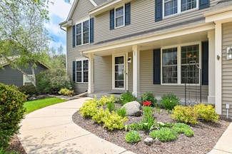 W245N5705 Partridge Ln, Sussex, WI 53089