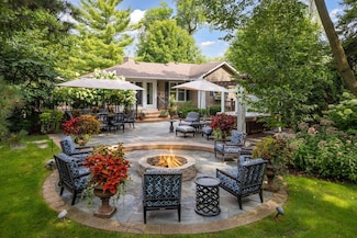 17001 The Strand, Minnetonka, MN 55345