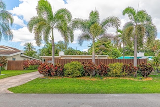 1717 SW 12th Ct, Fort Lauderdale, FL 33312