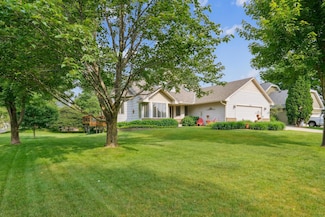 6438 Deerwood Ln, Circle Pines, MN 55014