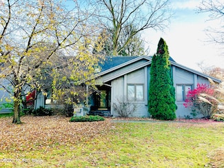 6843 Kristi Lynne Ln, Toledo, OH 43617