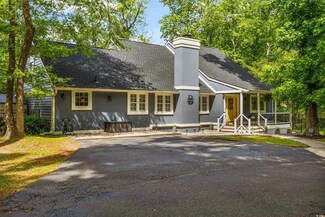 911 Little Creek Rd, Myrtle Beach, SC 29572