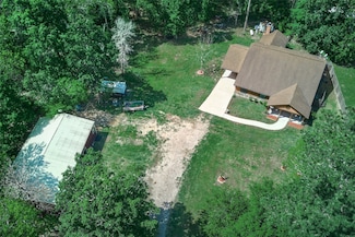 47 Stage Coach Rd, Coldspring, TX 77331