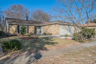2003 Pennington Dr, Arlington, TX 76014