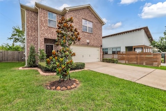 1011 E 37th St, Houston, TX 77022