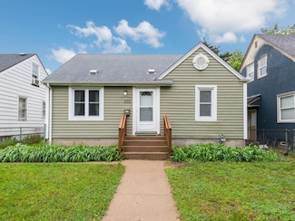 5233 Fremont Ave N, Minneapolis, MN 55430