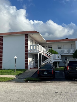 1280 NW 43rd Terrace Unit 109, Lauderhill, FL 33313