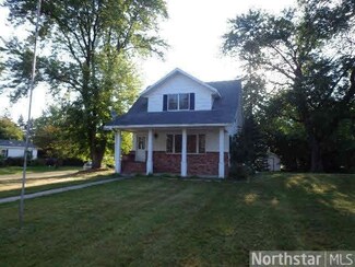 3482 3482 School St, Askov, MN 55704