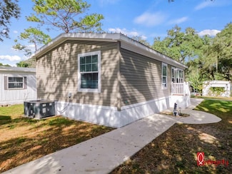 10806 Captain Hook Cir, Thonotosassa, FL 33592