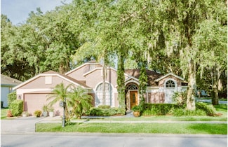 2102 Applegate Dr, Ocoee, FL 34761