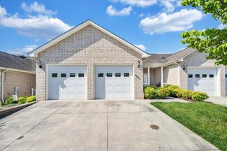 6667 Stonelyn Cottage Ct, Roanoke, VA 24019
