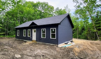 544 Mount Mica Rd, Buckfield, ME 04220