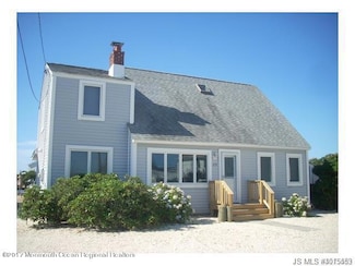 29 Julia Dr, Manahawkin, NJ 08050
