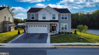15 Long Bend Dr, Carlisle, PA 17015