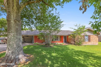 906 Fontenot St, Iowa, LA 70647