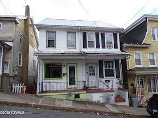 810 E Dewart St, Shamokin, PA 17872