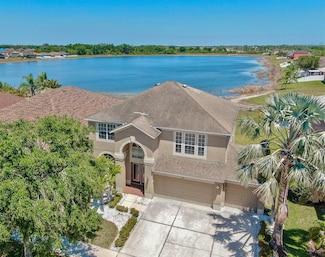 632 Tanana Fall Dr, Ruskin, FL 33570