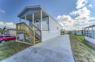 716 Satsuma St, Lakeland, FL 33803