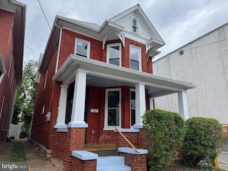 212 W John St, Martinsburg, WV 25401