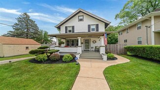 2035 3rd Ave, Rockford, IL 61104