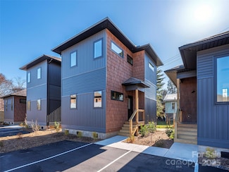 12 Leap Frog Park, Waynesville, NC 28786