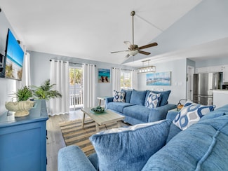 705 Gulf Shore Dr Unit 402, Destin, FL 32541