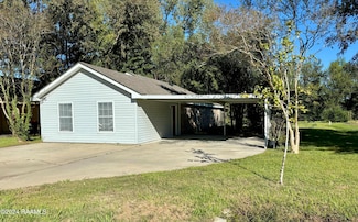 141 Hummingbird Ln, Lafayette, LA 70506