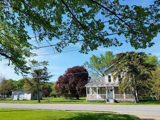 410 E Main St, Lakeside Marblehead, OH 43440