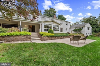 13500 Summer Hill Dr, Phoenix, MD 21131