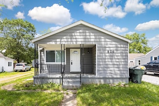 824 Hilock Rd, Columbus, OH 43207