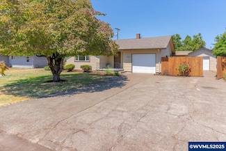 3281 Alberta Ave NE, Salem, OR 97301