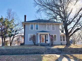 503 S Adams St, Nevada, MO 64772