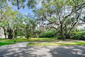 4806 W Beachway Dr, Tampa, FL 33609