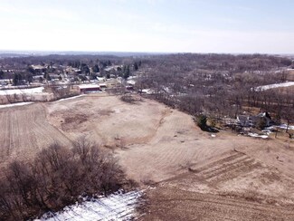 6060 Sun Valley Pkwy, Oregon, WI 53575
