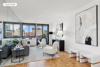 347 W 57th St Unit 32A, New York, NY 10019