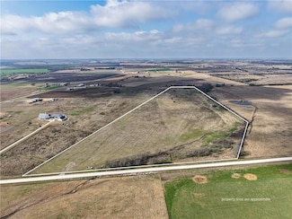 325 Turkey Run Rd, Crawford, TX 76638