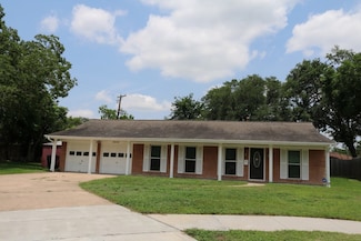 5414 Spellman Rd, Houston, TX 77096