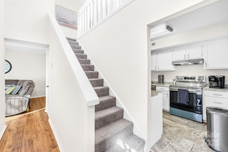7407 Mystic Ln, Charlotte, NC 28227
