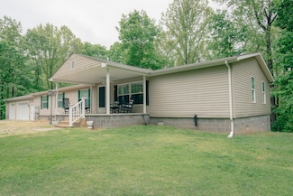1070 Archway Rd, Blue Ridge, VA 24064