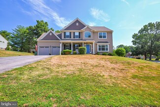 1301 Bee Jay Dr, York, PA 17404