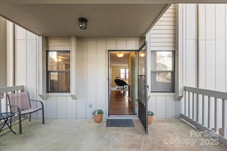 1303 Abbey Cir Unit M3, Asheville, NC 28805