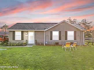 1166 Janet Dr, Radcliff, KY 40160