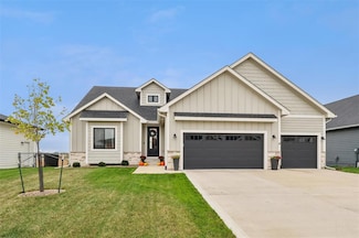 1404 NW Arbor Dr, Ankeny, IA 50023