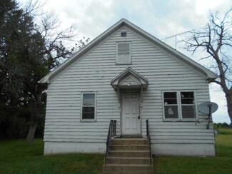 2224 Herman Rd, Ashton, IL 61006