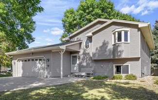 9762 Monticello Ln N, Maple Grove, MN 55369