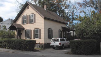 48 Laurel St, Concord, NH 03301